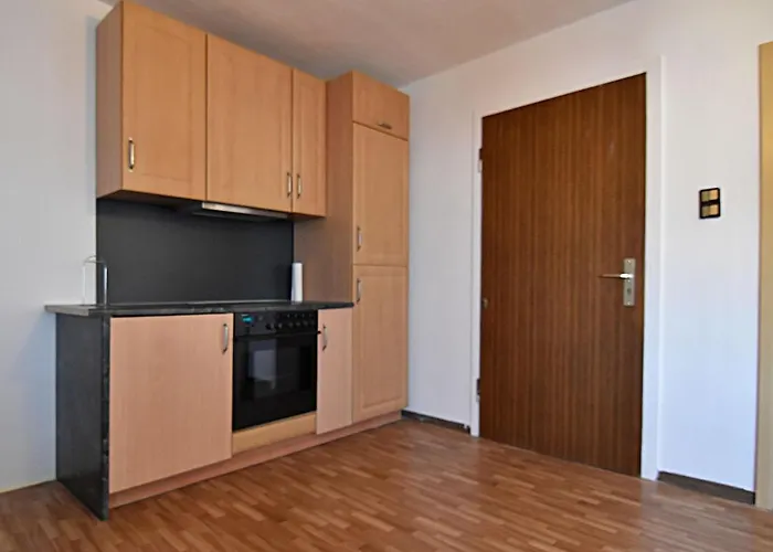 Apartman Work And In